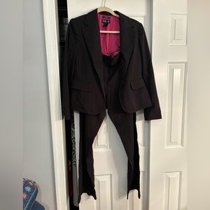 Style & Co suit